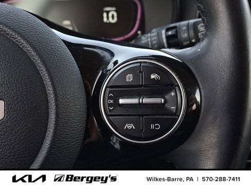 Certified 2023 Kia Soul EX image 27