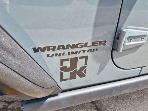 Used 2015 Jeep Wrangler Unlimited Sport w/ Quick Order Package 24S AWD/4WD image 11