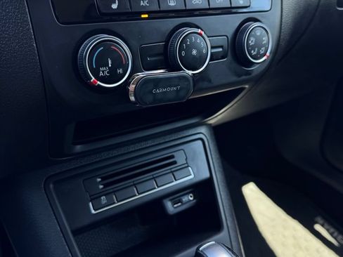 Used 2017 Volkswagen Tiguan S AWD/4WD image 20