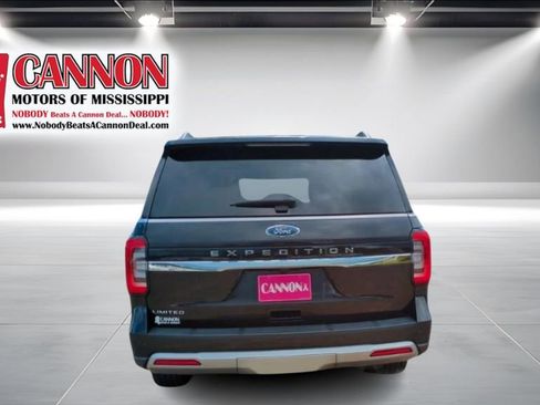 Used 2024 Ford Expedition Limited image 6