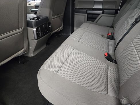 Used 2022 Ford F250 XLT w/ XLT Premium Package image 28