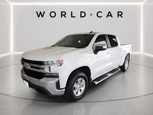 Used 2021 Chevrolet Silverado 1500 LT image 3