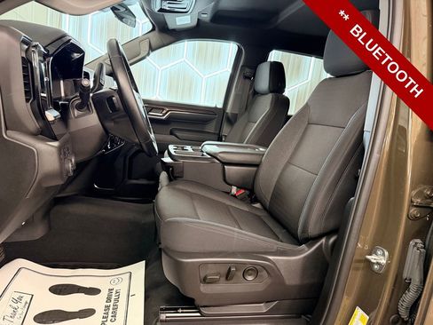 Used 2024 Chevrolet Silverado 1500 LT image 11