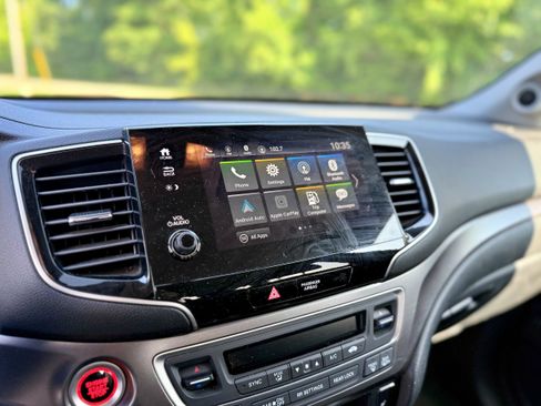 Used 2019 Honda Pilot EX image 16