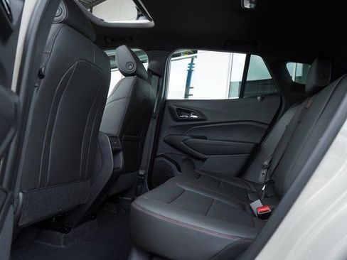 New 2026 Chevrolet Trax RS w/ Sunroof Package FWD image 27