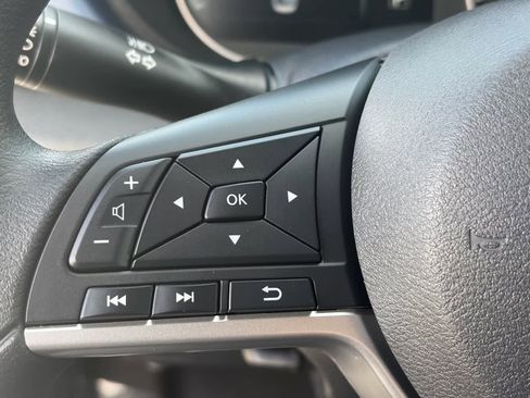 New 2025 Nissan Versa SV w/ Trunk Package image 20