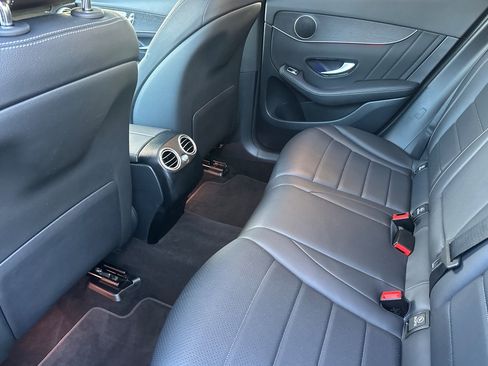 Used 2022 Mercedes-Benz GLC 300 4MATIC image 12