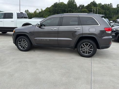 Used 2019 Jeep Grand Cherokee Limited AWD/4WD image 6