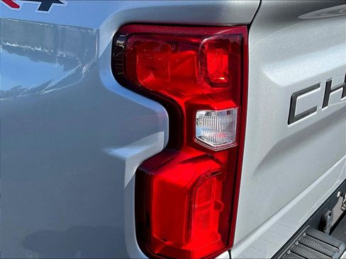 Used 2020 Chevrolet Silverado 1500 Custom w/ Custom Value Package AWD/4WD image 23