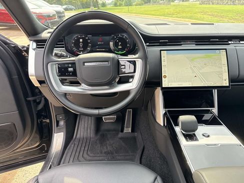 Used 2024 Land Rover Range Rover Autobiography AWD/4WD image 31