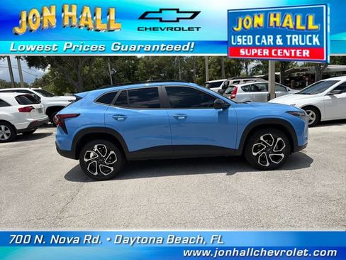 Used 2024 Chevrolet Trax RS w/ Driver Confidence Package FWD image 13