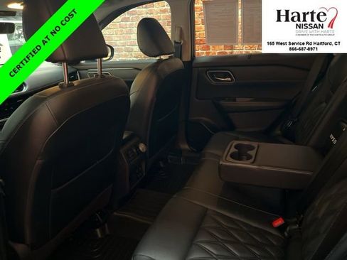 Certified 2022 Nissan Rogue Platinum w/ Head-Up Display Package image 12