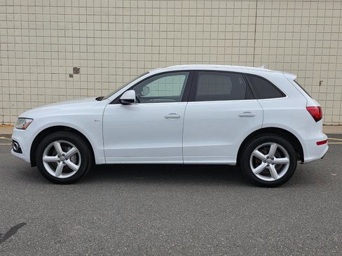 Used 2017 Audi Q5 2.0T Premium Plus w/ Technology Package AWD/4WD image 4
