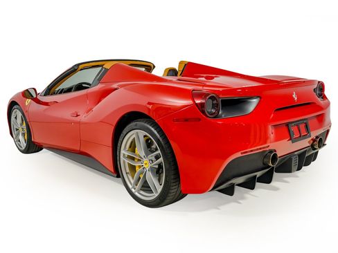 Certified 2017 Ferrari 488 Spider RWD image 16