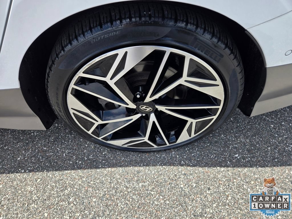 Used 2023 Hyundai Ioniq 6 Limited RWD image 13
