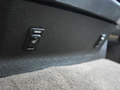 Used 2010 Ford F150 XLT image 28