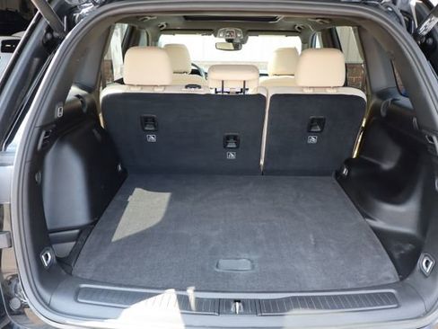 Used 2024 Jeep Grand Cherokee Limited w/ Black Appearance Package AWD/4WD image 34