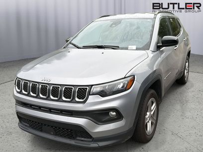 Used 2024 Jeep Compass Latitude