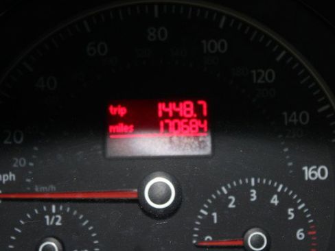 Used 2008 Volkswagen Beetle S FWD image 3