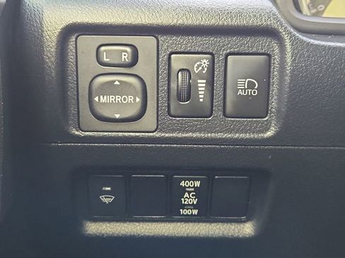 Used 2020 Toyota 4Runner Limited image 18