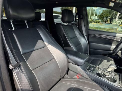 Used 2020 Jeep Grand Cherokee High Altitude AWD/4WD image 11