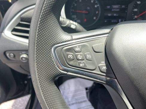 Used 2024 Chevrolet Malibu LT FWD image 19