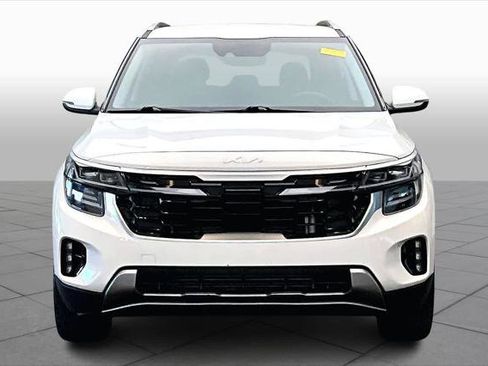 Used 2024 Kia Seltos SX AWD/4WD image 4
