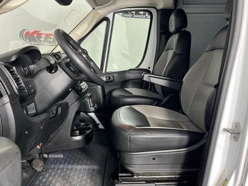 Used 2023 RAM ProMaster 2500 FWD image 23