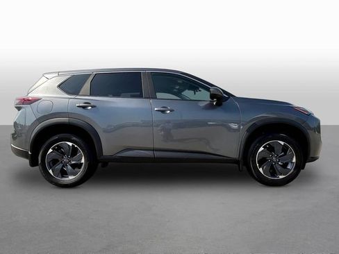 Used 2026 Nissan Rogue SV FWD image 8