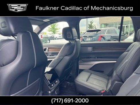 Certified 2026 Cadillac Vistiq Sport w/ LPO, Floor Liner Package AWD/4WD image 19