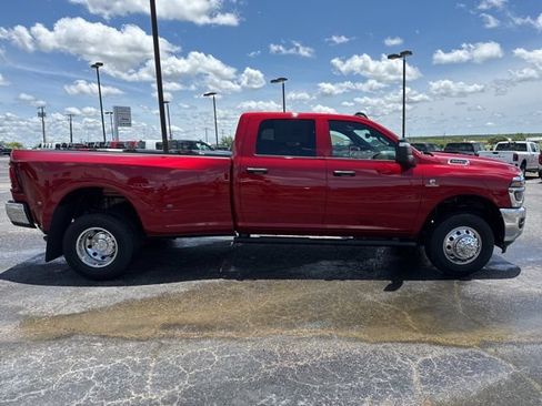 New 2026 RAM 3500 Tradesman AWD/4WD image 6
