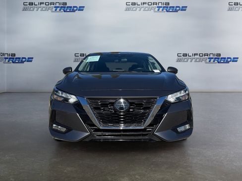 Used 2022 Nissan Sentra SR image 2