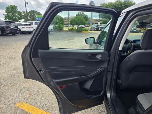 Used 2022 Ford Escape S FWD image 18