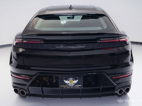 Used 2026 Lamborghini Urus SE image 8