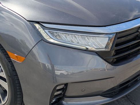 Used 2022 Honda Odyssey Touring image 11