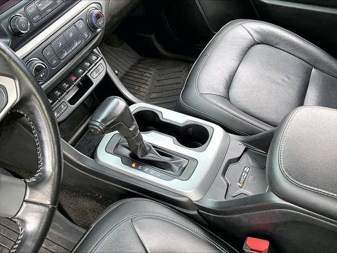 Used 2017 Chevrolet Colorado ZR2 image 14