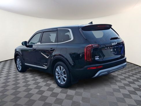 Used 2022 Kia Telluride LX AWD/4WD image 4