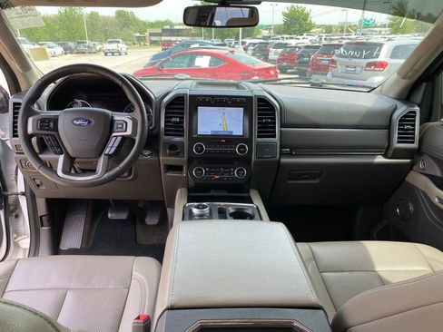 Used 2021 Ford Expedition XLT AWD/4WD image 26