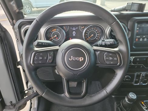 Used 2022 Jeep Wrangler Unlimited Sport image 20