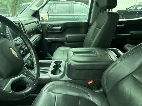 Used 2020 Chevrolet Silverado 1500 LTZ w/ LTZ Plus Package AWD/4WD image 4
