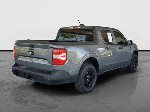 Used 2025 Ford Maverick XL w/ Equipment Group 102A AWD/4WD image 2