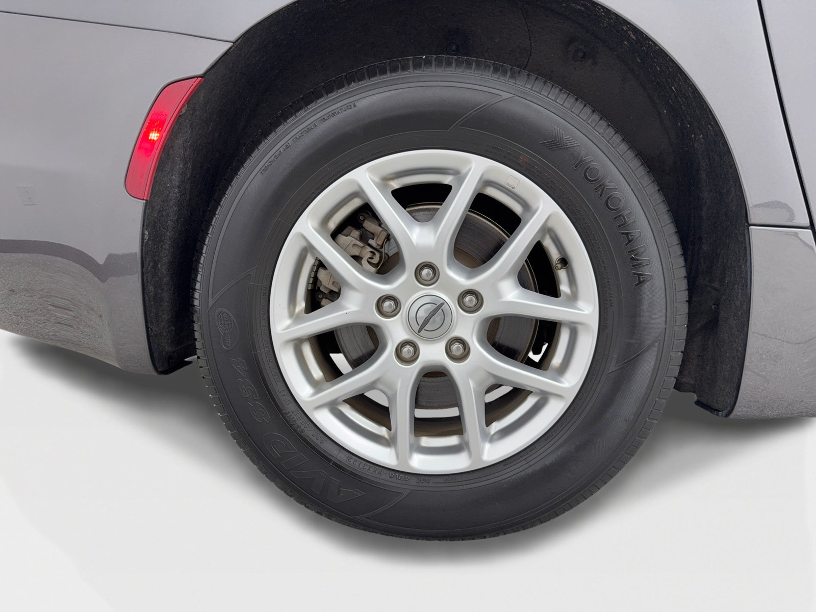 Used 2023 Chrysler Pacifica Touring-L FWD image 47