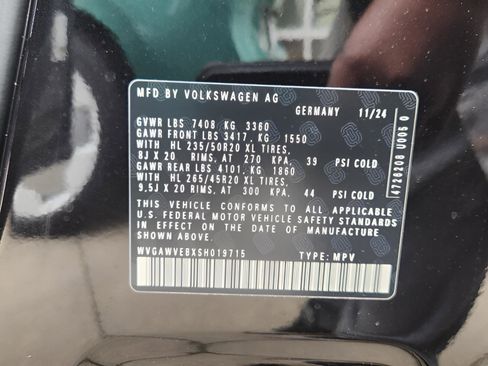 New 2025 Volkswagen ID. Buzz Pro S image 11