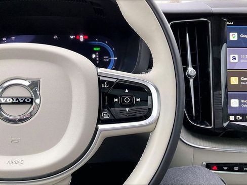 Certified 2024 Volvo XC60 T8 Plus w/ Protection Package Premier image 12