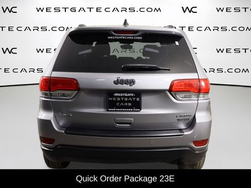 Used 2017 Jeep Grand Cherokee Laredo w/ Quick Order Package 23E image 4