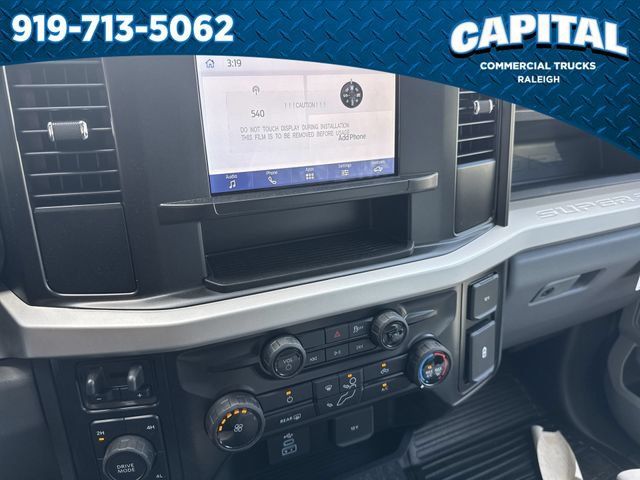 New 2026 Ford F550 4x4 Crew Cab image 28
