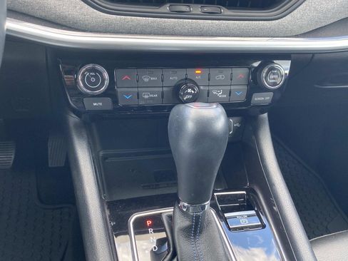 Certified 2022 Jeep Compass Latitude w/ Convenience Group image 29