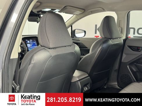 Used 2024 Subaru Crosstrek 2.0i Premium AWD/4WD image 16