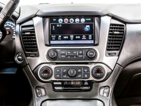Used 2019 Chevrolet Tahoe Premier AWD/4WD image 20
