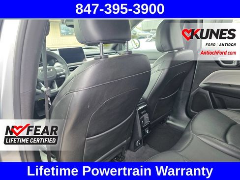 Used 2025 Jeep Compass Limited AWD/4WD image 31
